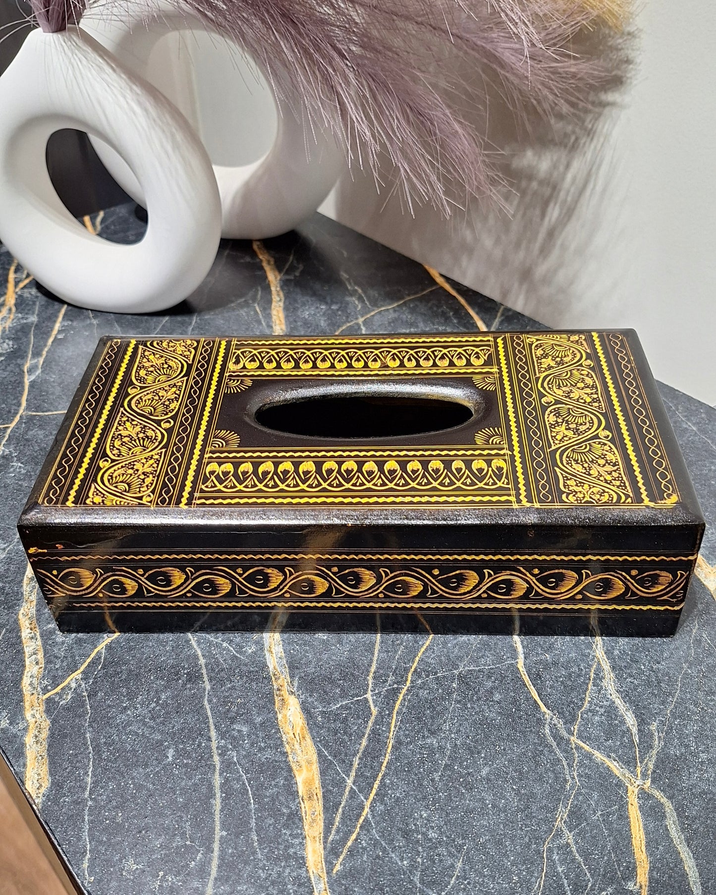 Tissue Box Naqshi